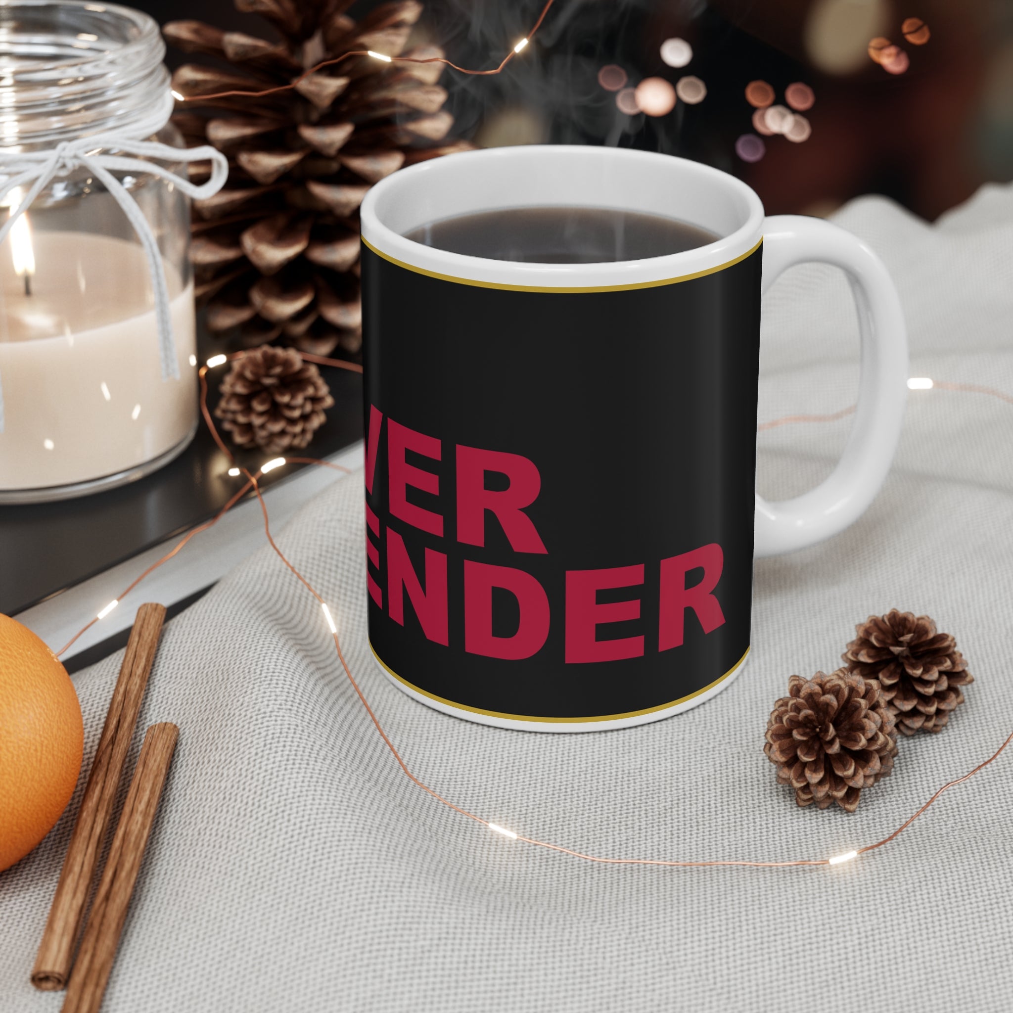 NEVER SURRENDER — Patriot Mug